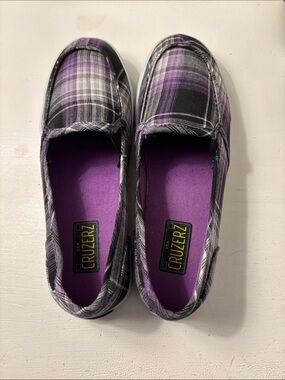 Cruzers Women's Purple Plaid Slip-On Shoes